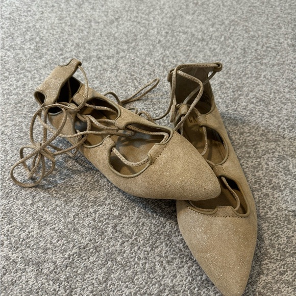 Gap Suede Gold Shimmer pointy toe tie-up flats - Picture 3 of 3